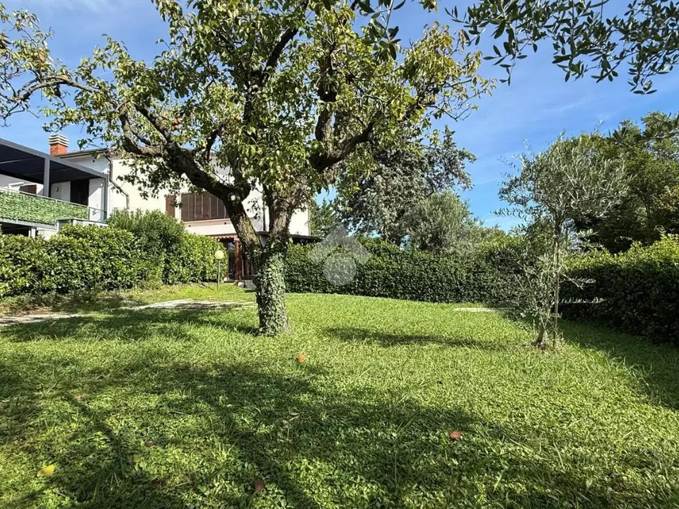 Bilocale in vendita a Desenzano Del Garda