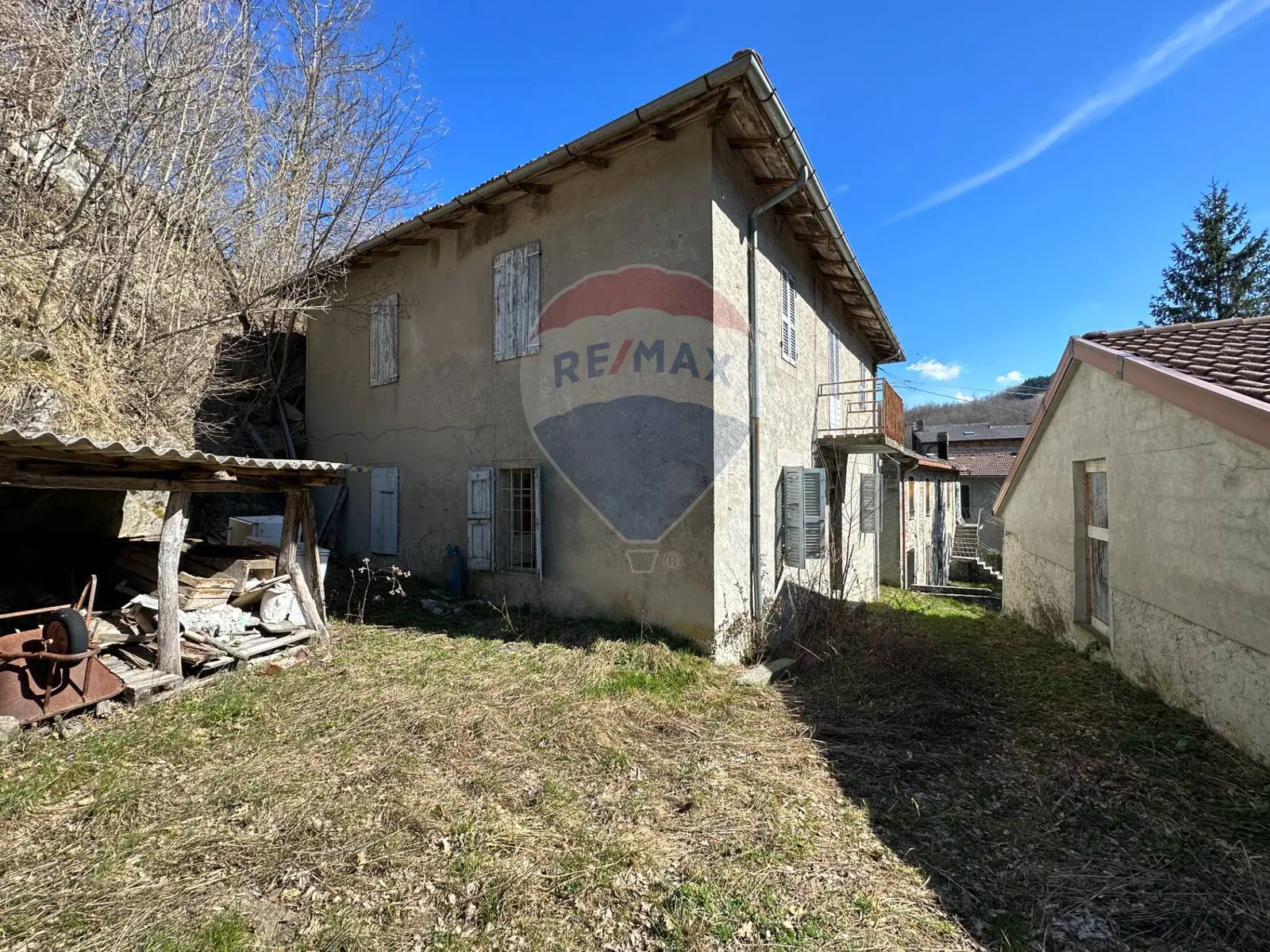 Casa Indipendente in Vendita a Corniglio
