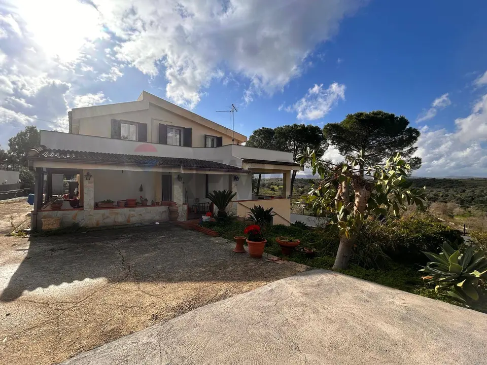 Villa singola in Vendita a Augusta