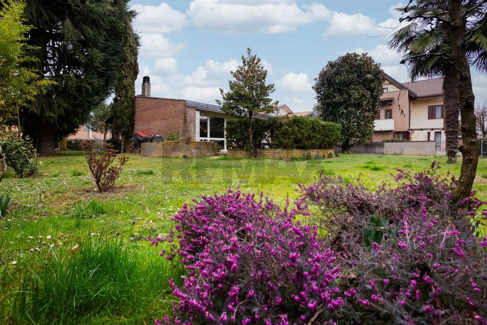 Villa singola in Vendita a Usmate Velate