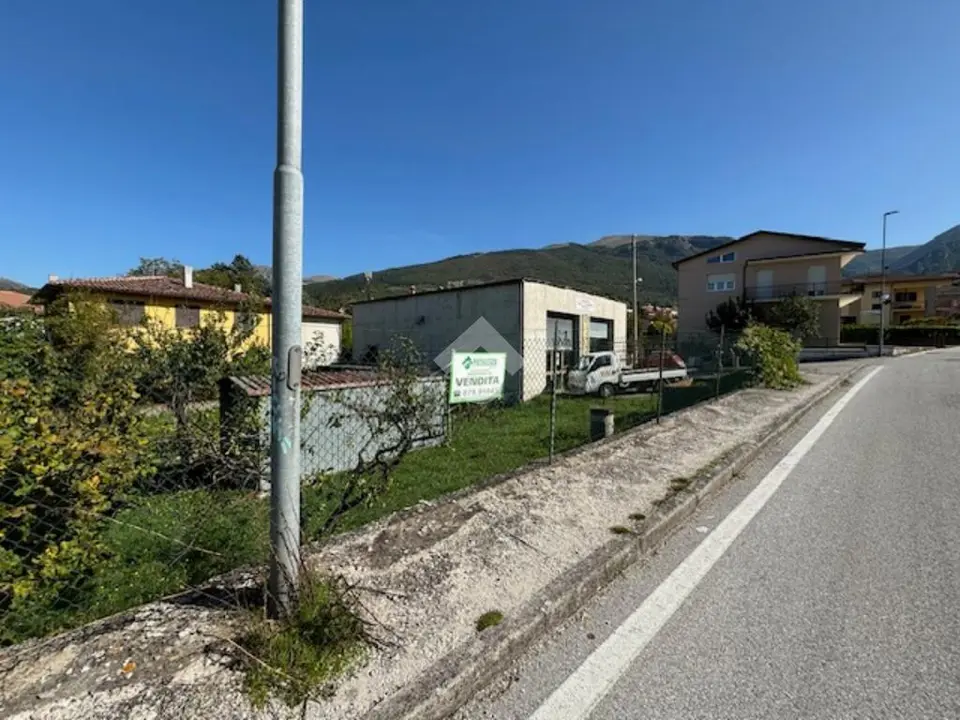 Multilocale in vendita a Gualdo Tadino