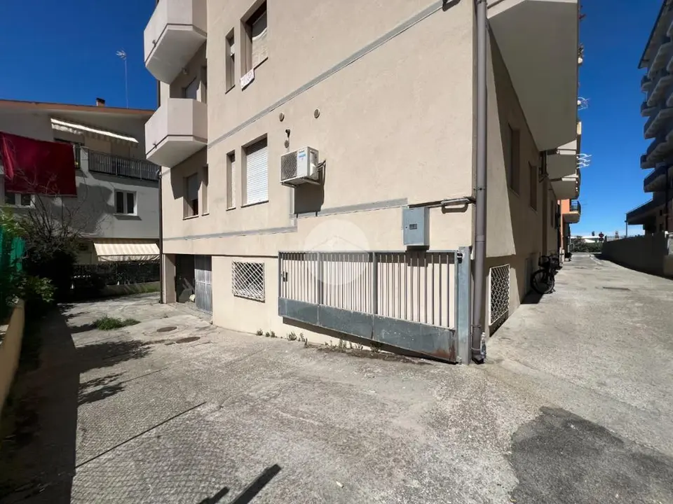 Box / posti auto in vendita a Chioggia