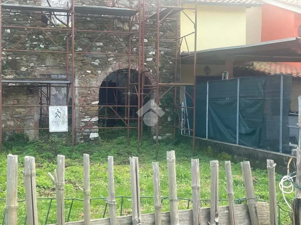 Casa indipendente in vendita a San Giuliano Terme