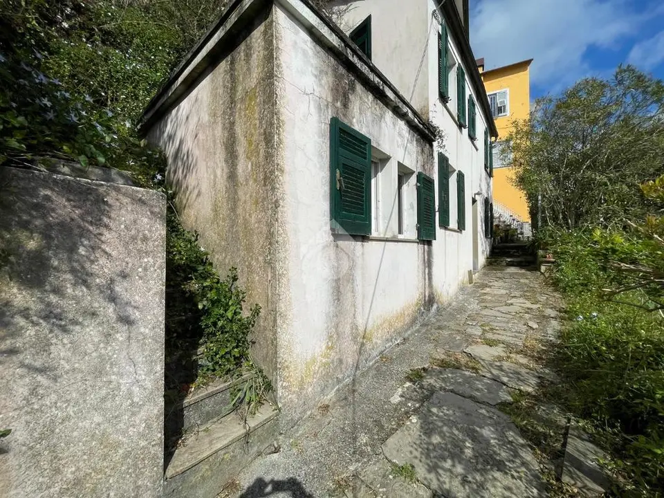 Casa semindipendente in vendita a Lavagna