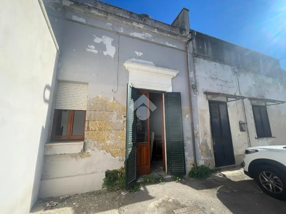 Casa di corte in vendita a Lizzanello