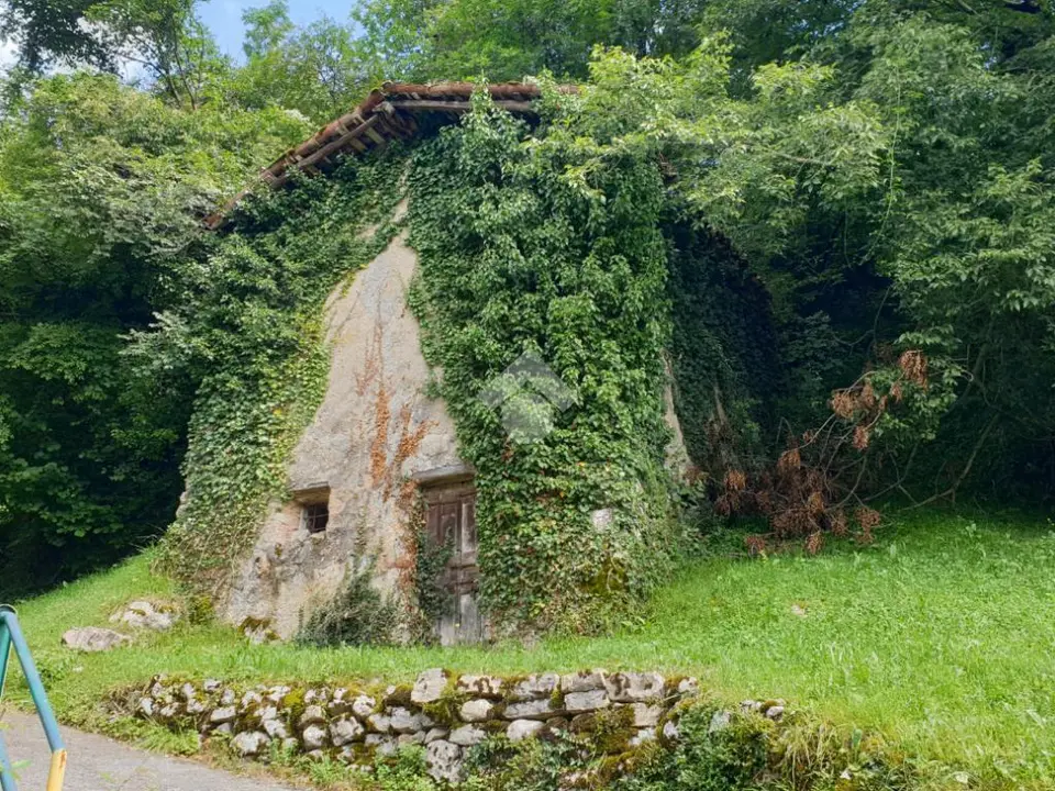 Rustico in vendita a Adrara San Rocco