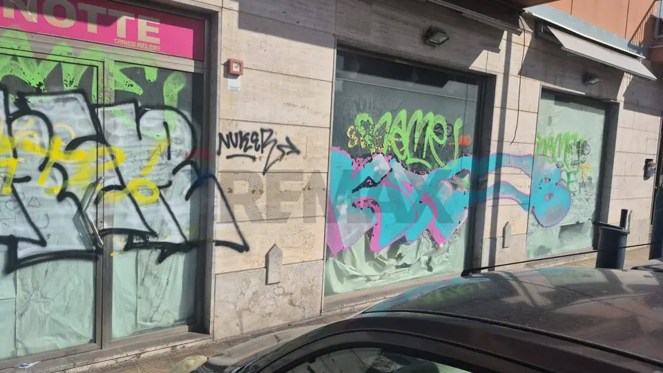 Locale Commerciale in Affitto a Palermo