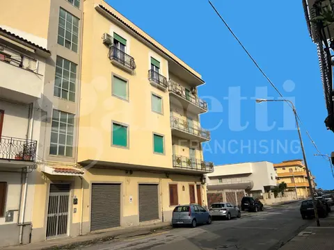 Appartamento in Via San Saccà 5, Venetico (ME)
