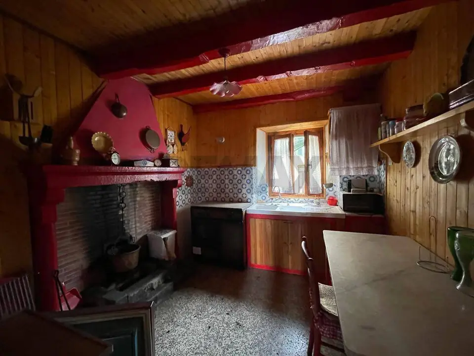 Casa Indipendente in Vendita a Bagni di Lucca