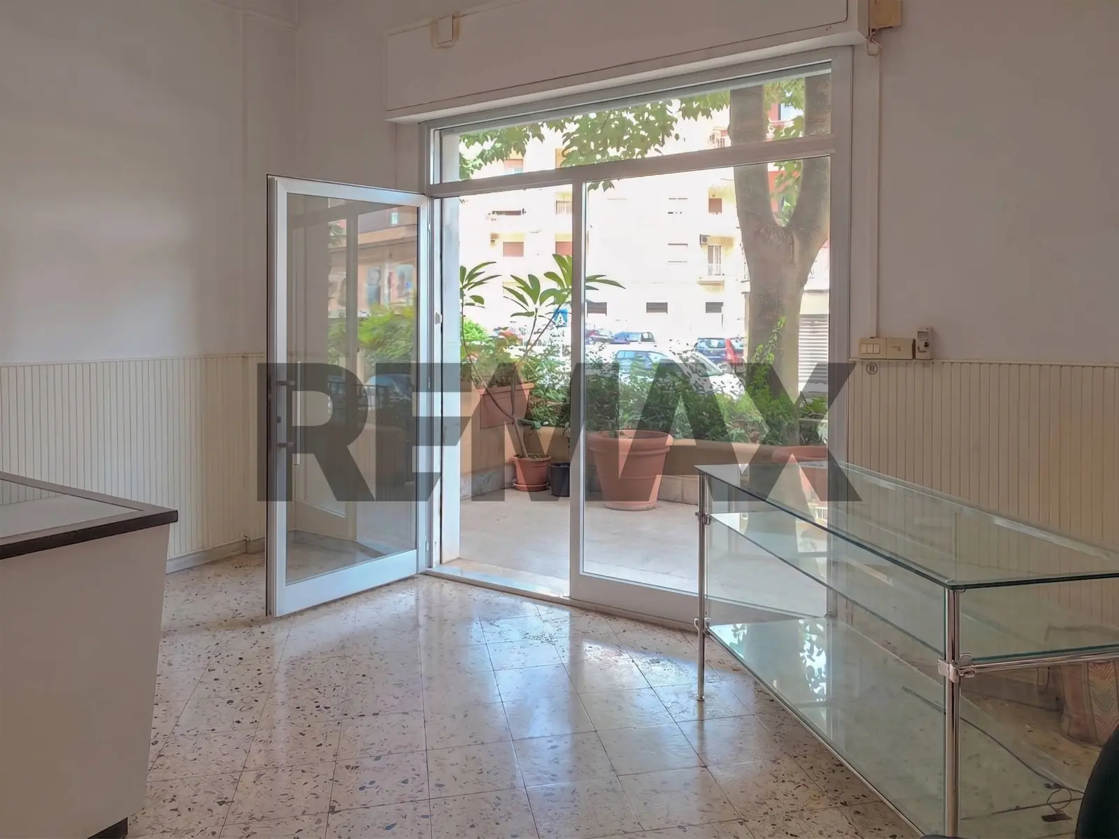 Locale Commerciale in Vendita a Palermo