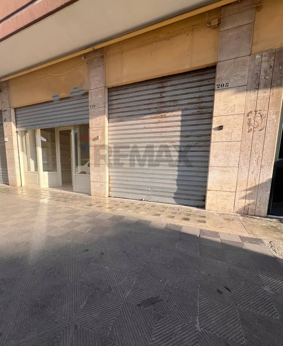 Locale Commerciale in Vendita a Triggiano