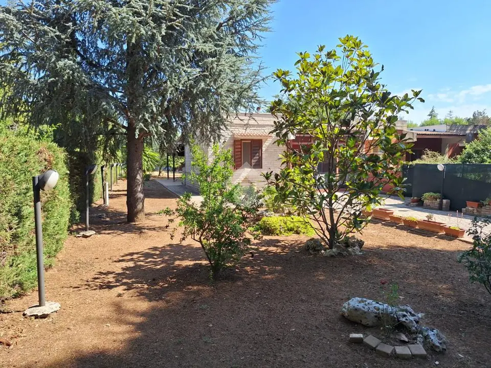 Villa a schiera d'angolo in vendita a Cassano Delle Murge