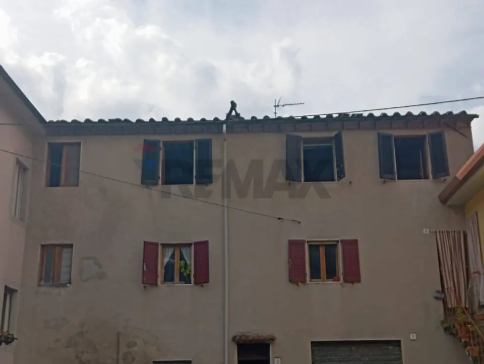Appartamento in Vendita a Bagni di Lucca