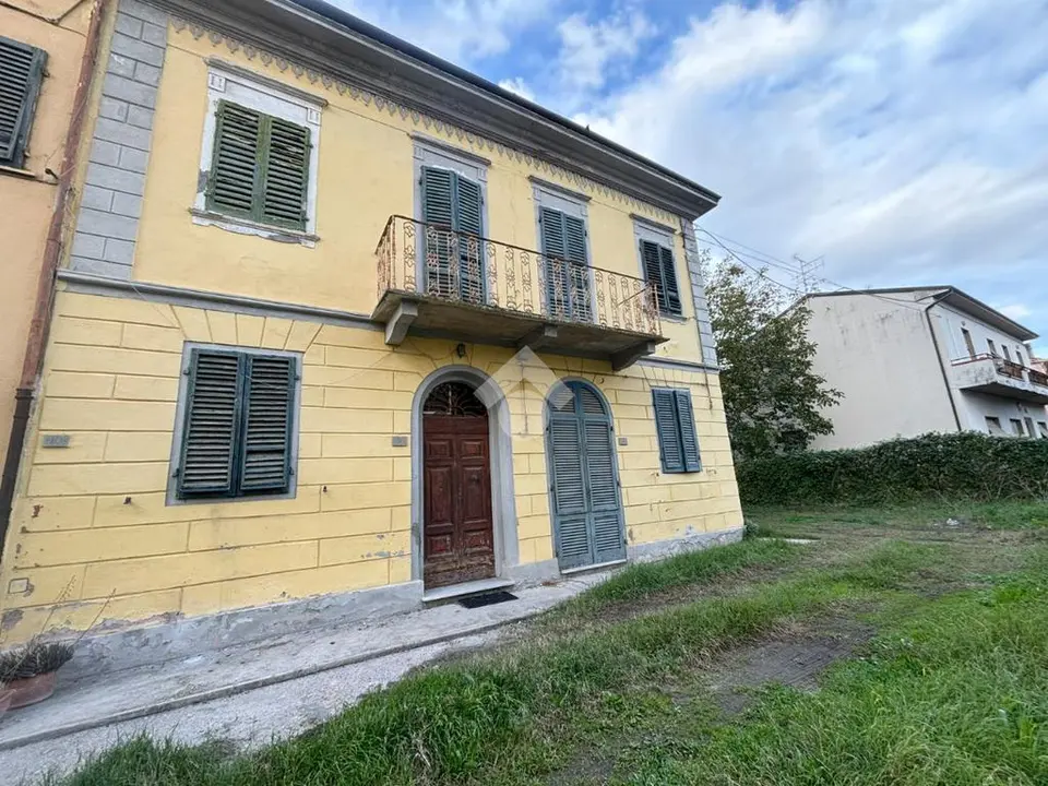 Villa a schiera in vendita a Cascina