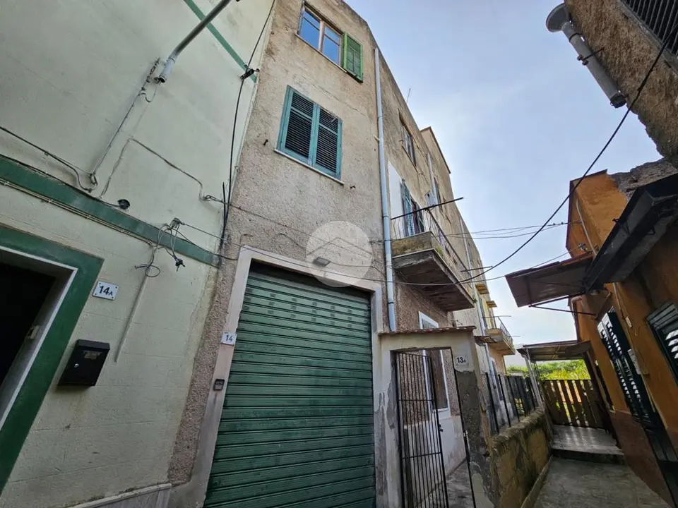 Casa indipendente in vendita a Palermo