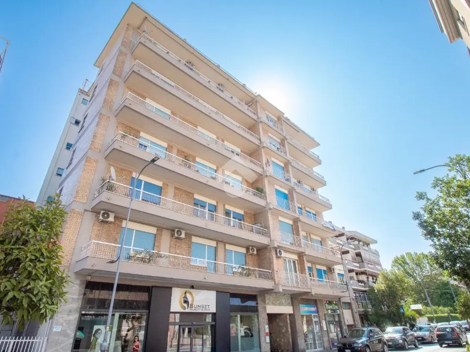 5 locali in vendita a Montesilvano