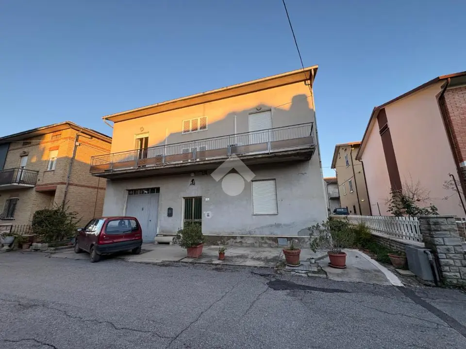 Casa semindipendente in vendita a Bastia Umbra