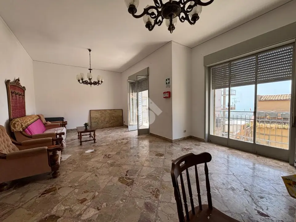 5 locali in vendita a Agrigento