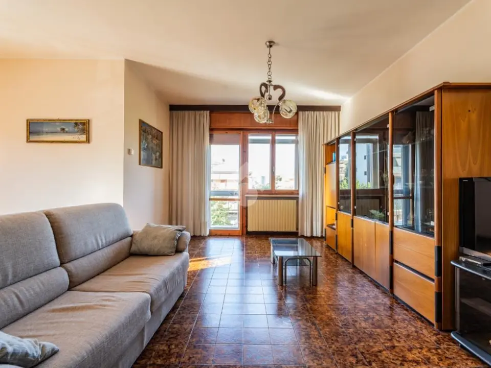Quadrilocale in vendita a Rimini