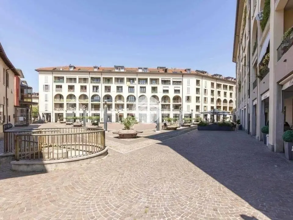 Trilocale in affitto a Bollate