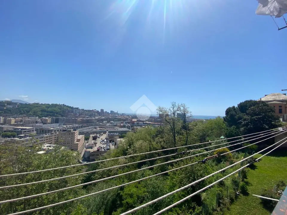 5 locali in vendita a Genova