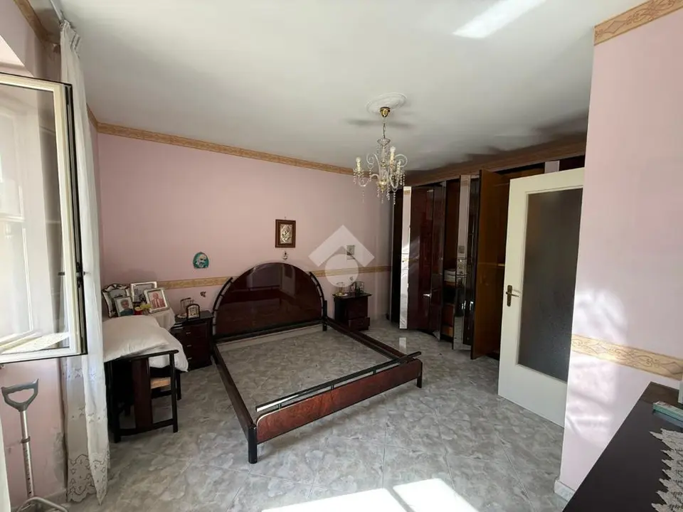 Palazzina in vendita a Grumo Nevano