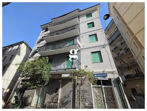 Appartamento in Via Gelso, Salerno (SA)
