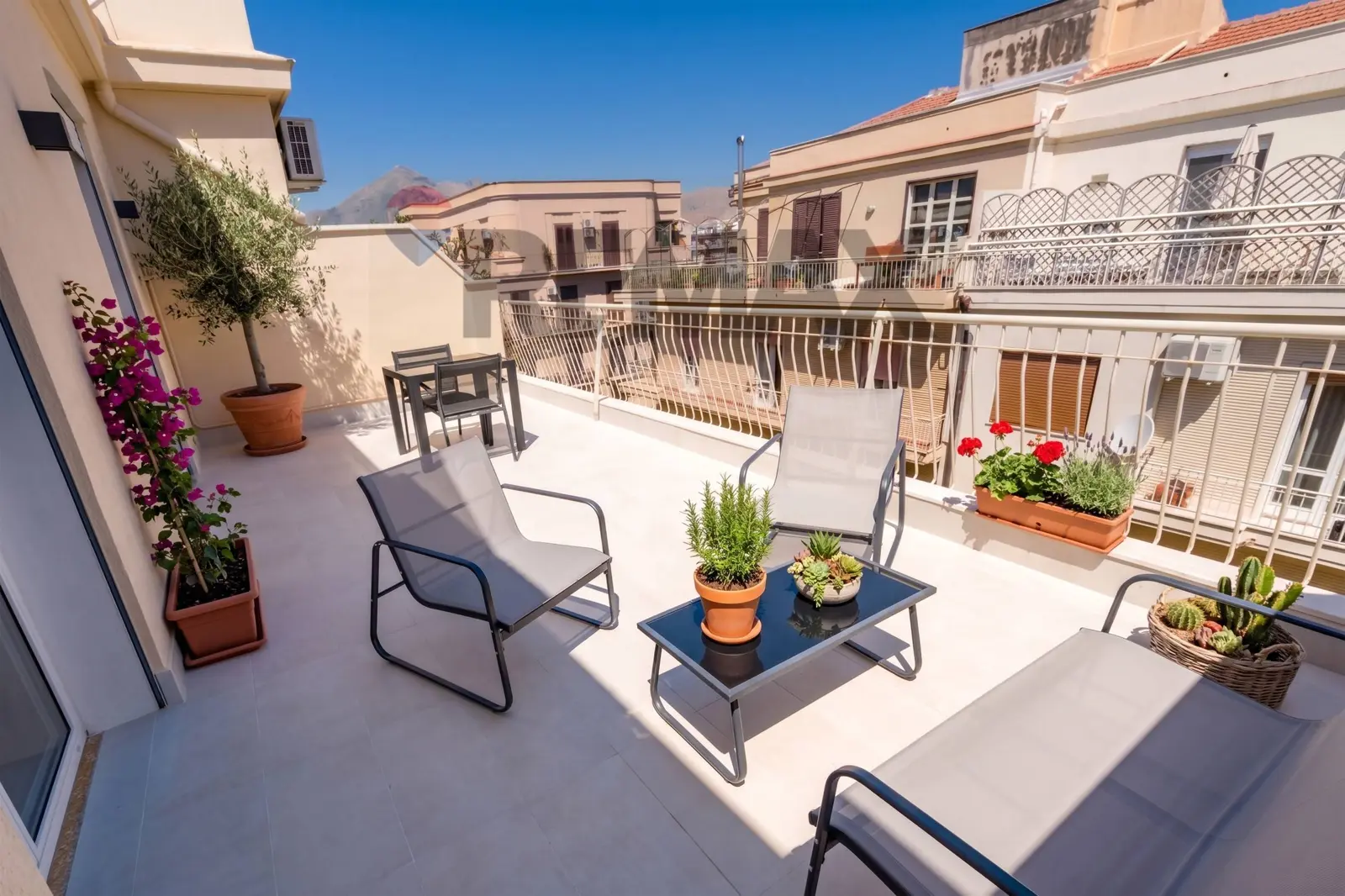 Appartamento in Affitto a Palermo