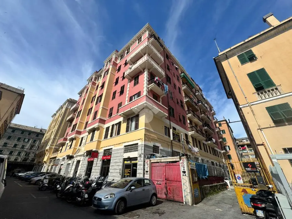 Quadrilocale in vendita a Genova