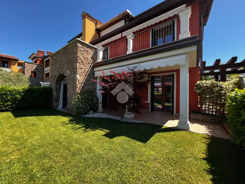 Bilocale in vendita a Sirmione