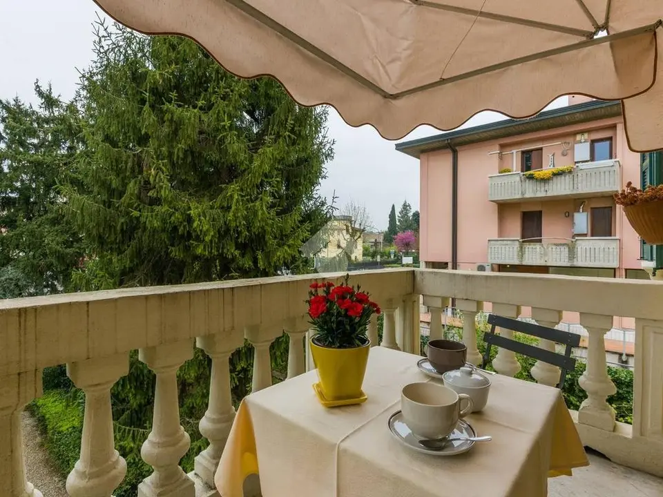 Quadrilocale in affitto a Desenzano Del Garda