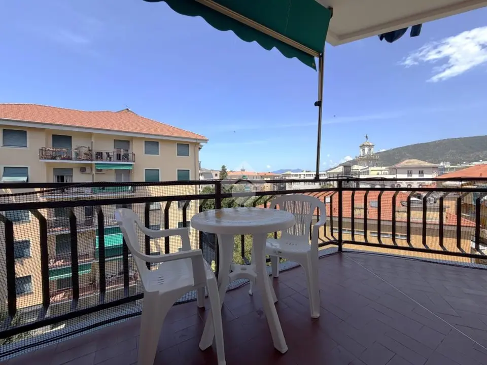 5 locali in vendita a Sestri Levante