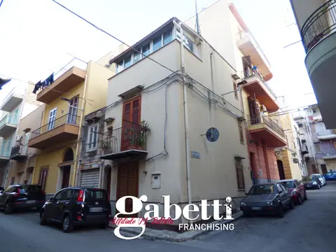 Casa Indipendente in Via Baiardi 20, Bagheria (PA)