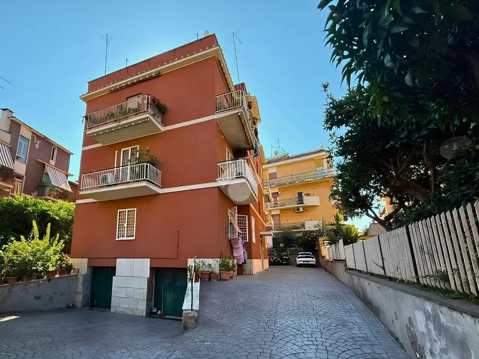 Trilocale in vendita a Roma
