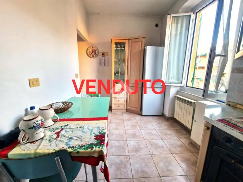 Quadrilocale in vendita a Genova