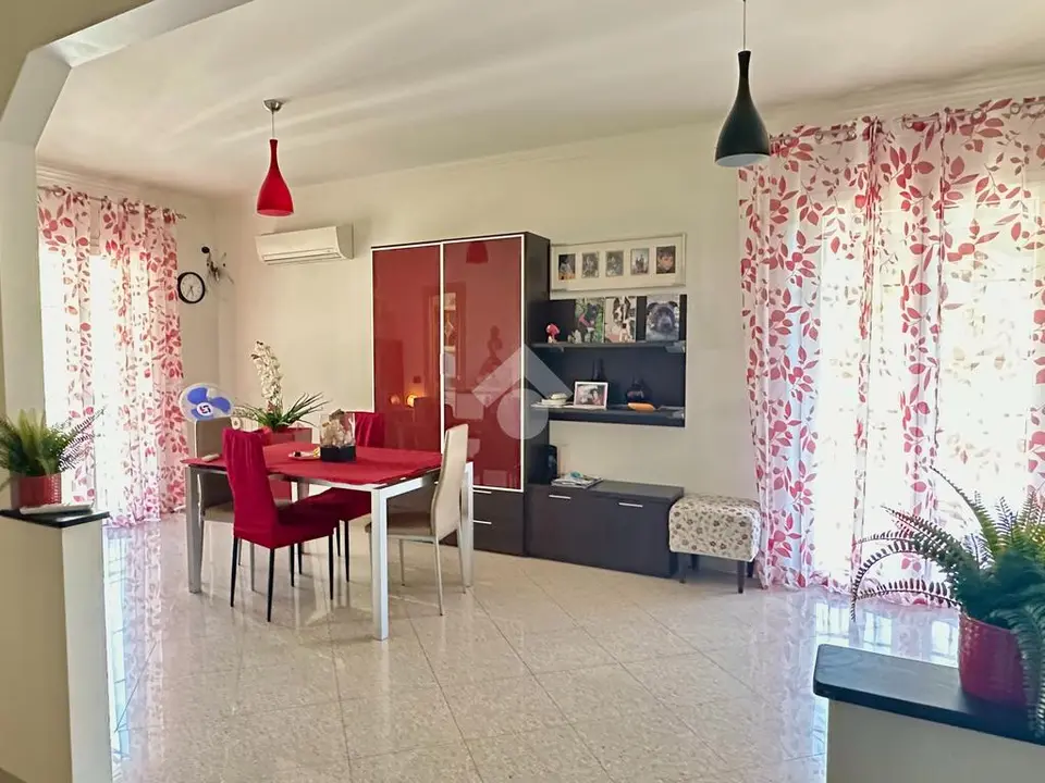Bifamiliare in vendita a Carasco