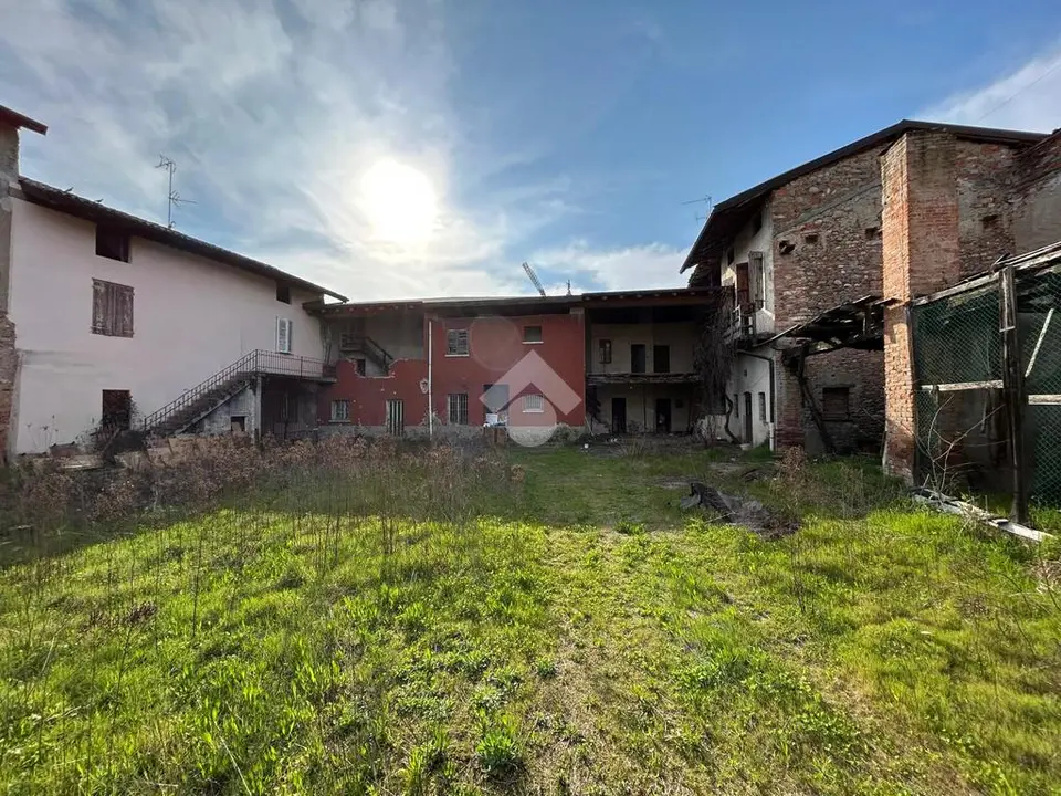 Rustico in vendita a Stezzano