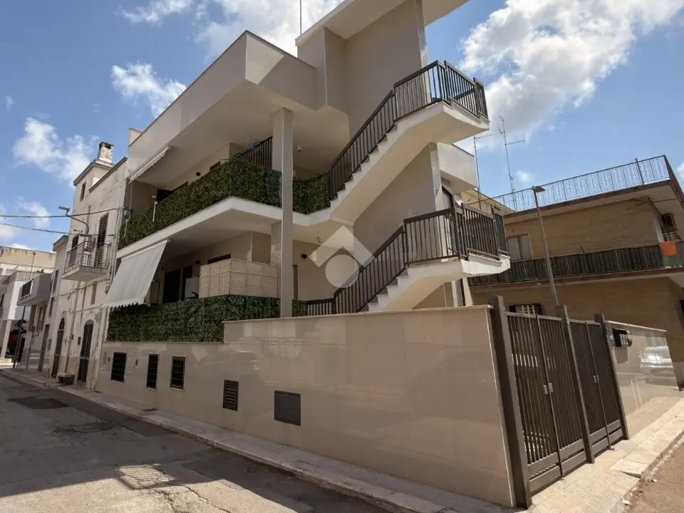 Palazzina in vendita a Modugno