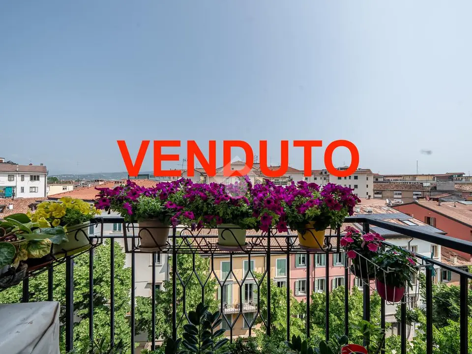 Quadrilocale in vendita a Verona