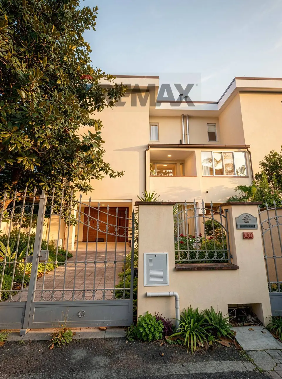 Casa Semindipendente in Vendita a Viareggio