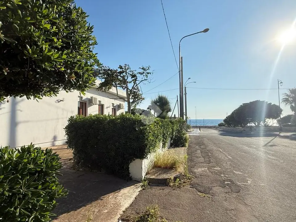 Villa a schiera d'angolo in vendita a Racale