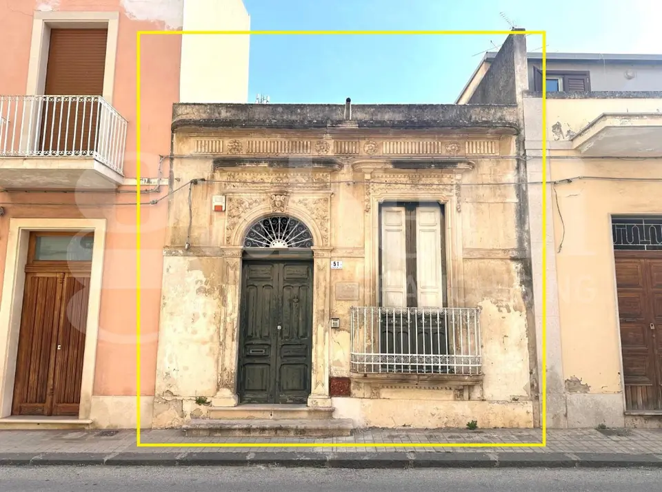 Casa Indipendente in via venezia  51, Avola (SR)