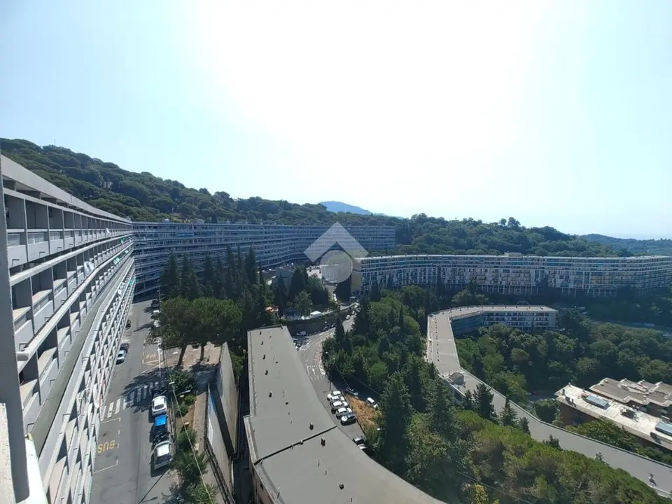 Quadrilocale in vendita a Genova