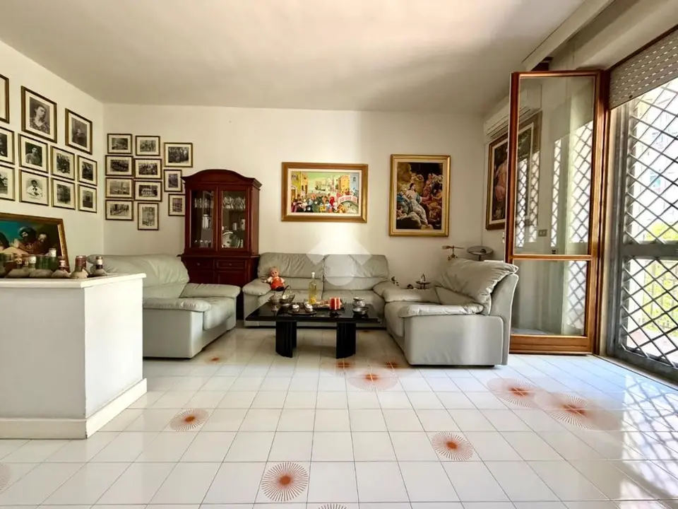 Quadrilocale in vendita a Lecce