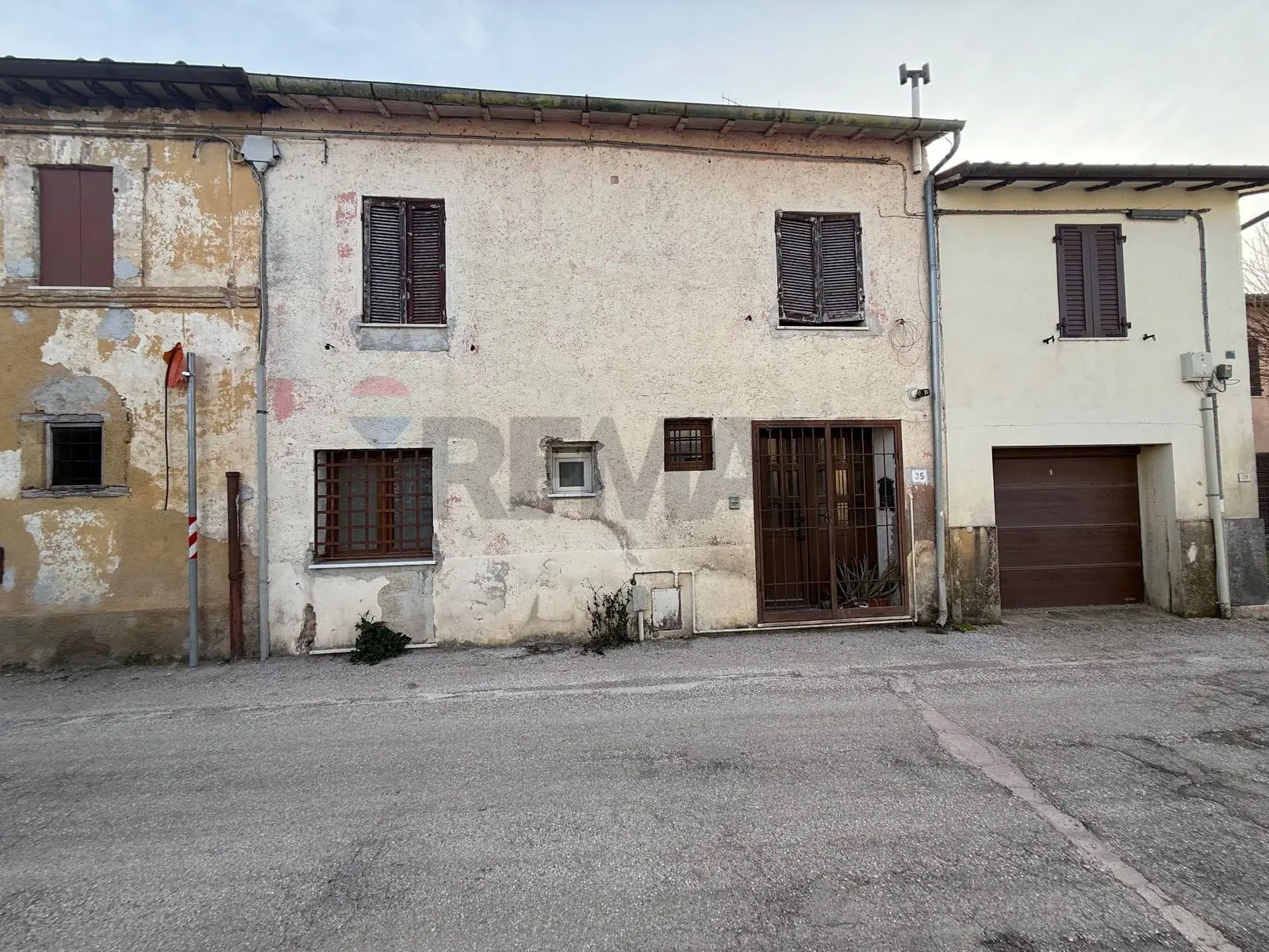Casa Semindipendente in Vendita a Trevi